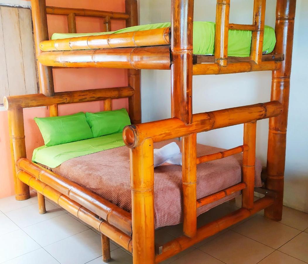 Хостел Montanita Chill Out House Экстерьер фото